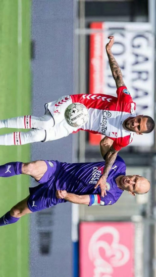 加保守的策 加保守的策