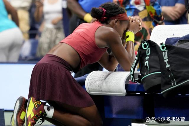 足球场上 足球场上