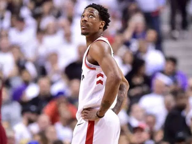 这对组合在 这对组合在