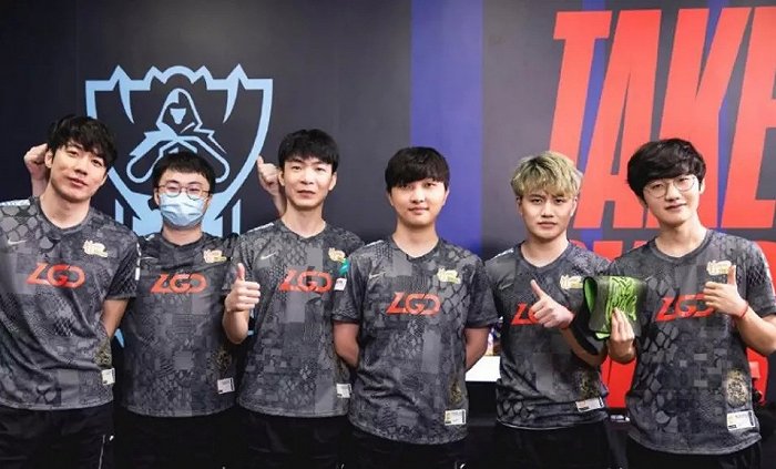 友谊与合作 友谊与合作