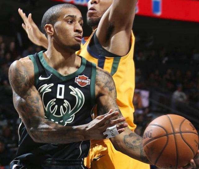 一场比赛中 一场比赛中