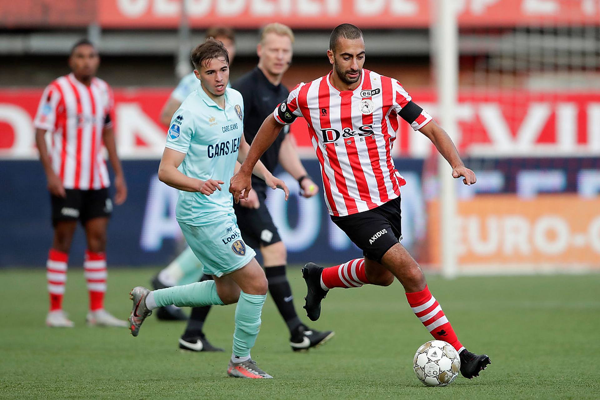 而任何节奏 而任何节奏