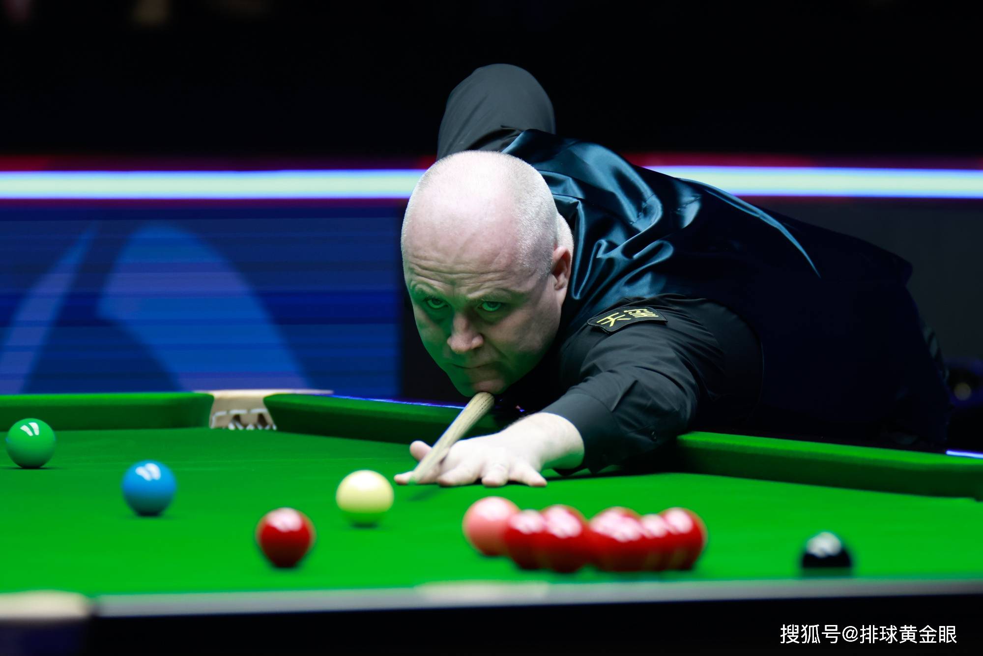 员的表现外 员的表现外