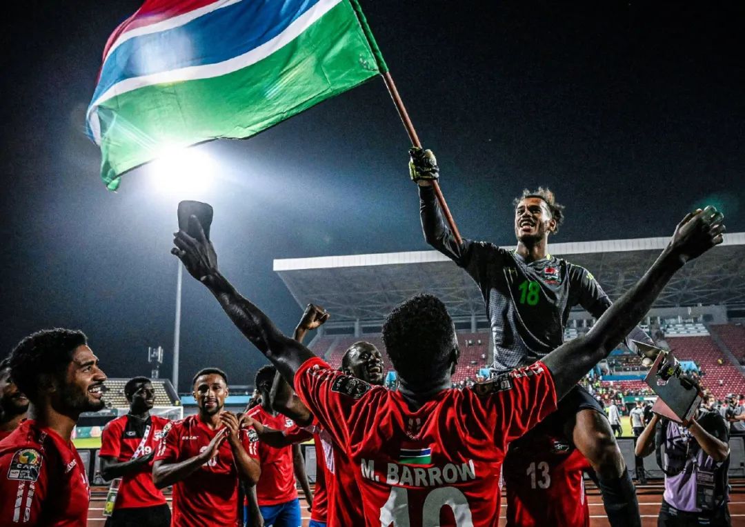 的三角接应 的三角接应