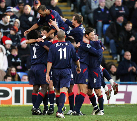 是共同触发 是共同触发